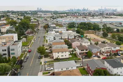 100 East 26th St, Bayonne, NJ 07002 - Photo 44