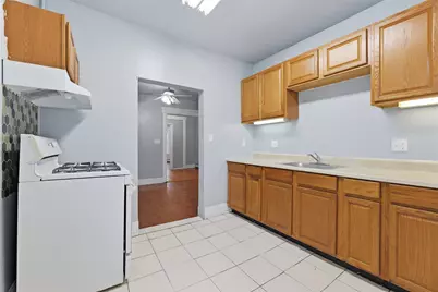 44 Dwight St, Jersey City, NJ 07305 - Photo 18