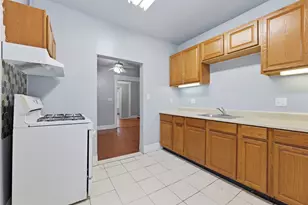44 Dwight St, Jersey City, NJ 07305 - Photo 18