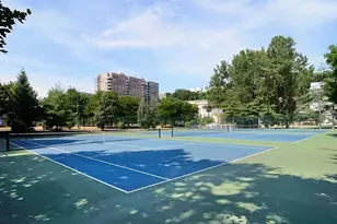 20 Marquis Ct, Edgewater, NJ 07020 - Photo 46