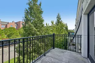 20 Marquis Ct, Edgewater, NJ 07020 - Photo 30
