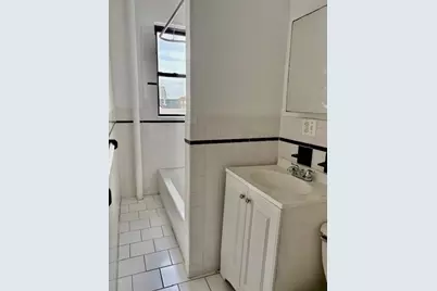 84 West 25th St #C3, Bayonne, NJ 07002 - Photo 6