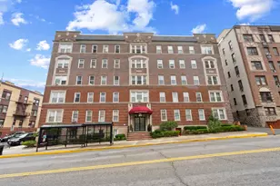6045 Blvd E, West New York, NJ 07093 - Photo 1