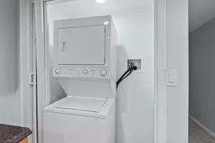 221 54th St, West New York, NJ 07093 - Photo 18