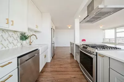 6050 Blvd East #15C, West New York, NJ 07093 - Photo 4