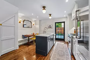 232 1/2 4th St, Jersey City, NJ 07302 - Photo 8