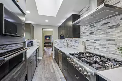 66 Lake St, Jersey City, NJ 07306 - Photo 10
