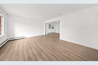 26 Pierce Ave, Jersey City, NJ 07307 - Photo 2