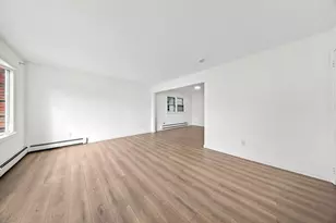 26 Pierce Ave, Jersey City, NJ 07307 - Photo 2