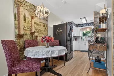 29 Parkside Lane, Bayonne, NJ 07002 - Photo 10