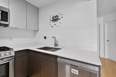 4013 Hudson Ave #2, Union City, NJ 07087 - Photo 8