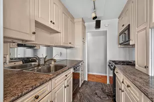 201 St Paul Ave, Jersey City, NJ 07306 - Photo 8
