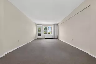 795 Avenue C, Bayonne, NJ 07002 - Photo 2