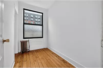88 Jewett Ave, Jersey City, NJ 07304 - Photo 20