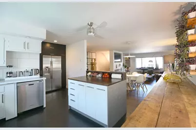 50 Bonn Pl, Weehawken, NJ 07086 - Photo 4