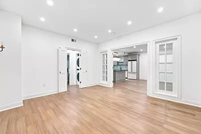 110 Shearwater Ct East #33, Jersey City, NJ 07305 - Photo 4