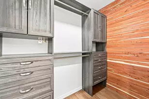 110 Shearwater Ct E, Jersey City, NJ 07305 - Photo 14