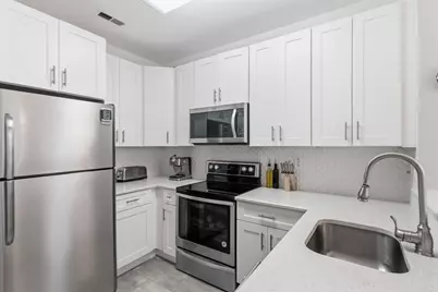 26 Avenue At Port Imperial #313, West New York, NJ 07093 - Photo 2