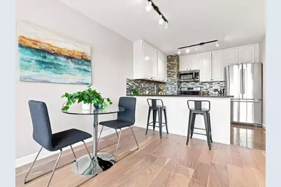 135 Montgomery St #8B, Jersey City, NJ 07302 - Photo 6