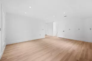 291 New York Ave, Jersey City, NJ 07307 - Photo 8
