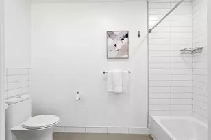 380 Newark Ave, Jersey City, NJ 07302 - Photo 16