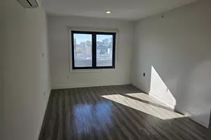 211 Baldwin Ave, Jersey City, NJ 07306 - Photo 22