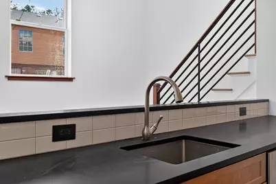9 Coles St #9, Jersey City, NJ 07302 - Photo 8