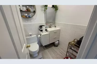 30 Holly St, Jersey City, NJ 07305 - Photo 14