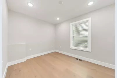 181 Webster Ave, Jersey City, NJ 07307 - Photo 24