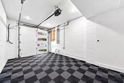 181 Webster Ave, Jersey City, NJ 07307 - Photo 36