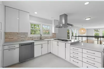 6 Grand Cove Way #6, Edgewater, NJ 07020 - Photo 16