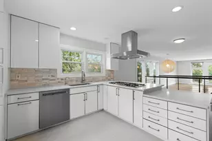 6 Grand Cove Way, Edgewater, NJ 07020 - Photo 16