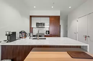 75 Park Ln S, Jersey City, NJ 07310 - Photo 6