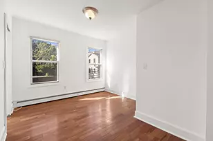 36 Perry St, Jersey City, NJ 07306 - Photo 10