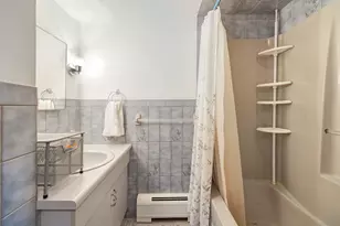 829 Roosevelt Ave, Secaucus, NJ 07094 - Photo 8