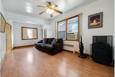 829 Roosevelt Ave, Secaucus, NJ 07094 - Photo 12