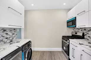 42 Hutton St, Jersey City, NJ 07307 - Photo 8