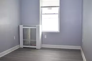 138 Bayview Ave, Jersey City, NJ 07305 - Photo 14