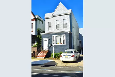 138 Bayview Ave, Jersey City, NJ 07305 - Photo 2