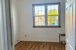 33 Kelly Pkwy, Bayonne, NJ 07002 - Photo 6