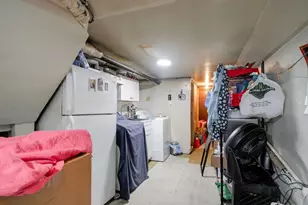 25 Romaine Ave, Jersey City, NJ 07306 - Photo 6