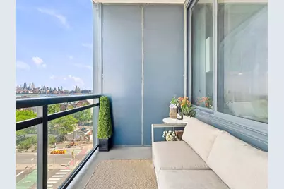 389 Washington St #8E, Jersey City, NJ 07302 - Photo 10