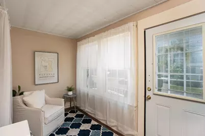 196 Custer Ave, Jersey City, NJ 07305 - Photo 4