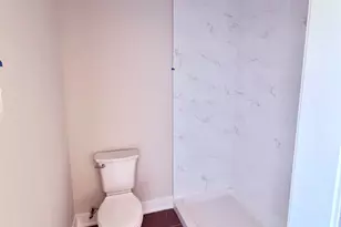 90 Ave E, Bayonne, NJ 07002 - Photo 22