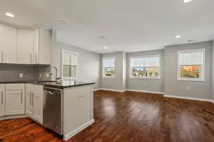 16 Herrick Ct, Bayonne, NJ 07002 - Photo 4