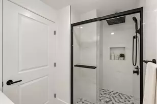 104 Glenwood Ave, Jersey City, NJ 07306 - Photo 18