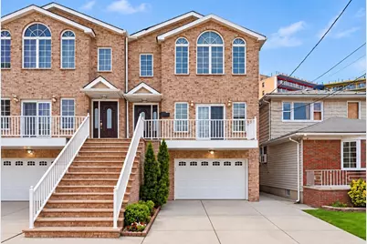 525 Avenue A, Bayonne, NJ 07002 - Photo 2