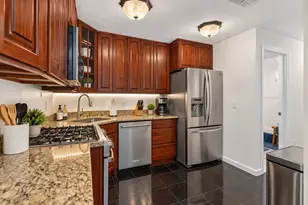 525 Avenue A, Bayonne, NJ 07002 - Photo 6