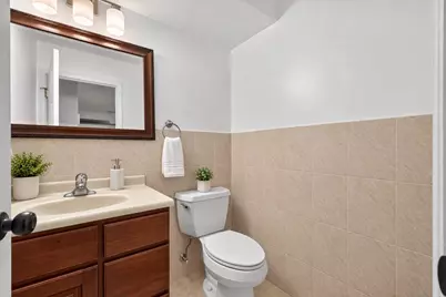 525 Avenue A, Bayonne, NJ 07002 - Photo 18