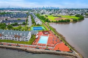 6 Walnut St, Jersey City, NJ 07305 - Photo 12